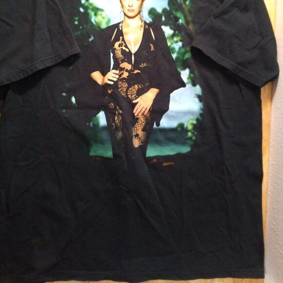 Vintage Gloria Estefan Live & Rewrapped 2004 Tour T-Shirt - Picture 3 of 8